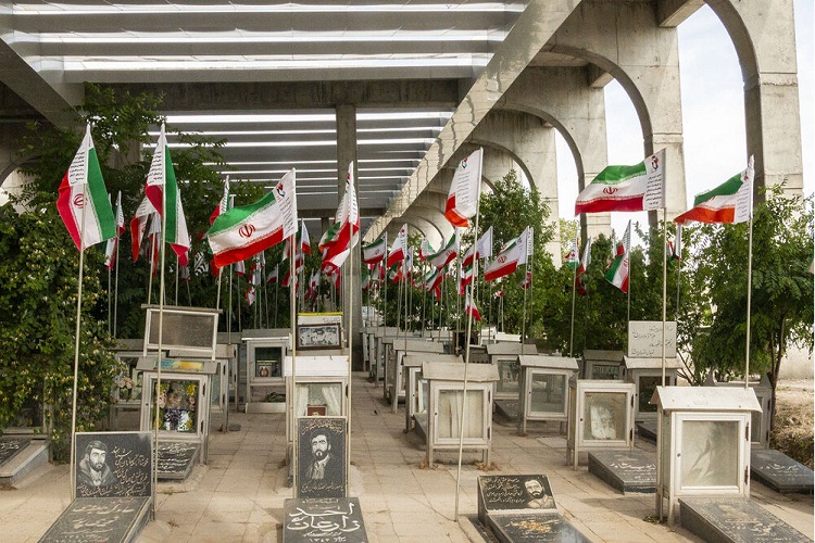 شهدا بالا ترین هزینه انقلاب اسلامی