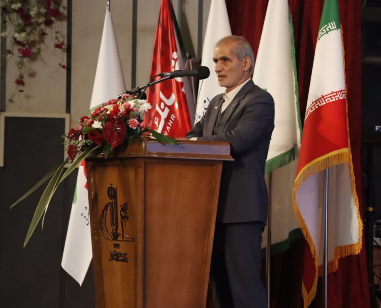 تجارب سرمایه گذاری بومی سازی خواهد شد / وجود ضعف در عملیاتی کردن ایده های علمی