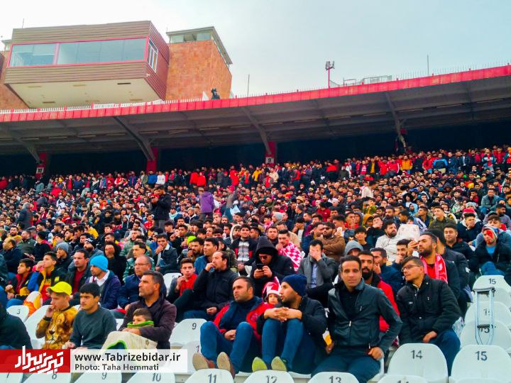 رک‌گویی تراکتوری‌ها با زنوزی و خمز