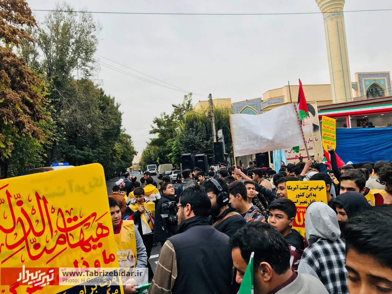 انزجار تبریزی ها از مستکبران عالم