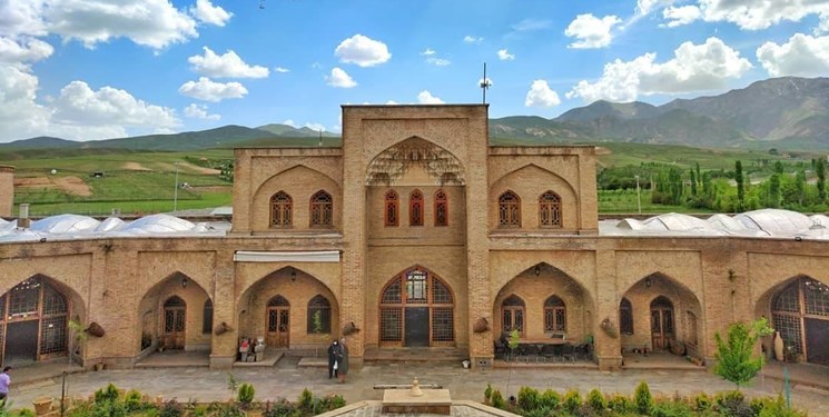 محل مناسب برای عرضه صنایع دستی در مرند ایجاد می‌شود