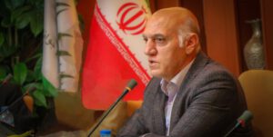 چمن ورزشگاه یادگار امام (ره) تبریز باید تعویض شود