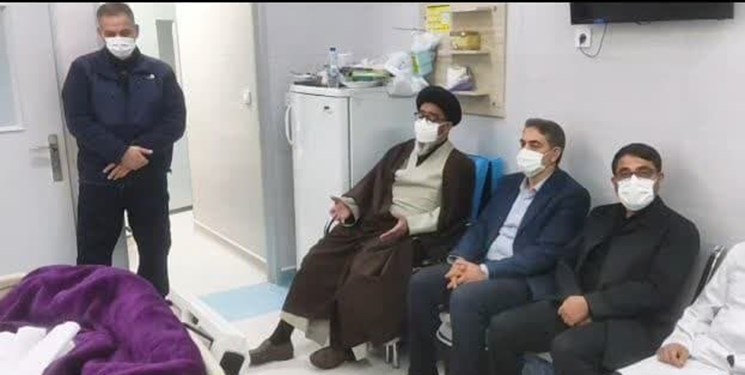 عیادت نماینده ولی فقیه در آذربایجان شرقی از استاندار