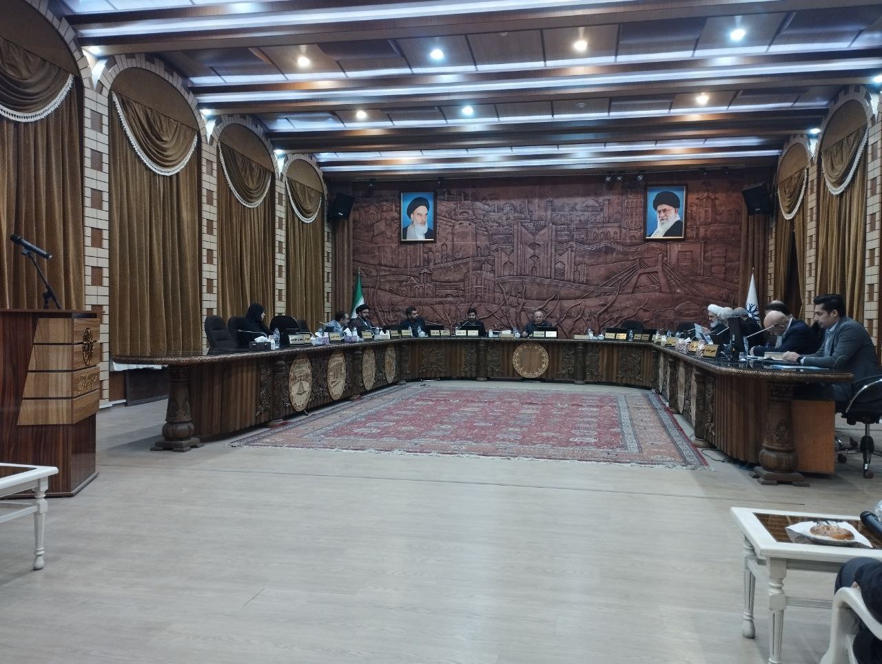 ترافیک تصمیم برای ترافیک تبریز / وعده فاینانس برای مترو