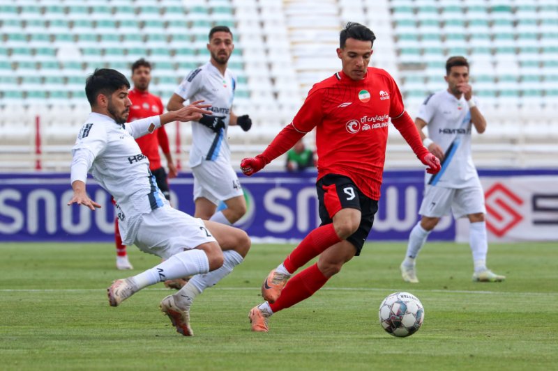 تراکتور ۱۰ نفره بهتر بود / ۳ امتیاز با تعویض طلایی