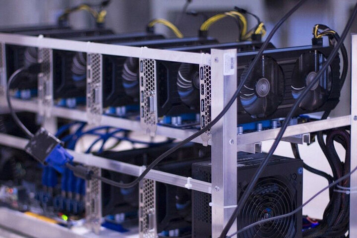 کشف و ضبط ۲۲ دستگاه استخراج رمز ارز غیرمجاز در تبریز