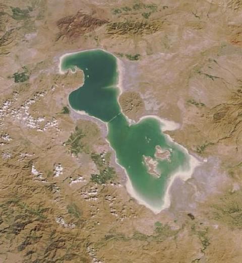 پاسخ به شایعه برداشت لیتیوم از دریاچه ارومیه