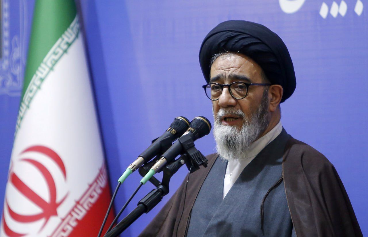 مثل کوه پشت استاندار جدید هستیم