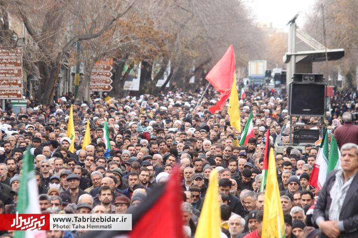 پاسخ مردم تبریز؛ چرا دشمن از زائر حاج قاسم هم می ترسد؟