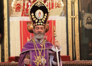 زندگی مسالمت آمیز ارامنه در ایران با تکیه بر اشتراکات ادیان الهی / ترس دشمن بزدل از راه و زائر حاج قاسم