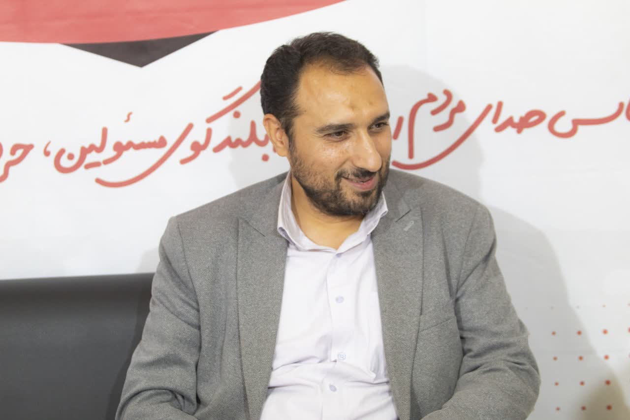 مداح اهل‌بیت (ع): انتخاب افراد صالح و خدوم