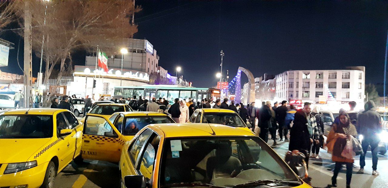 مردم دنبال تاکسی، تاکسی ها دنبال دربستی!