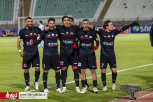 عیدانه ۴ گله شاگردان خمز به پرشورها
