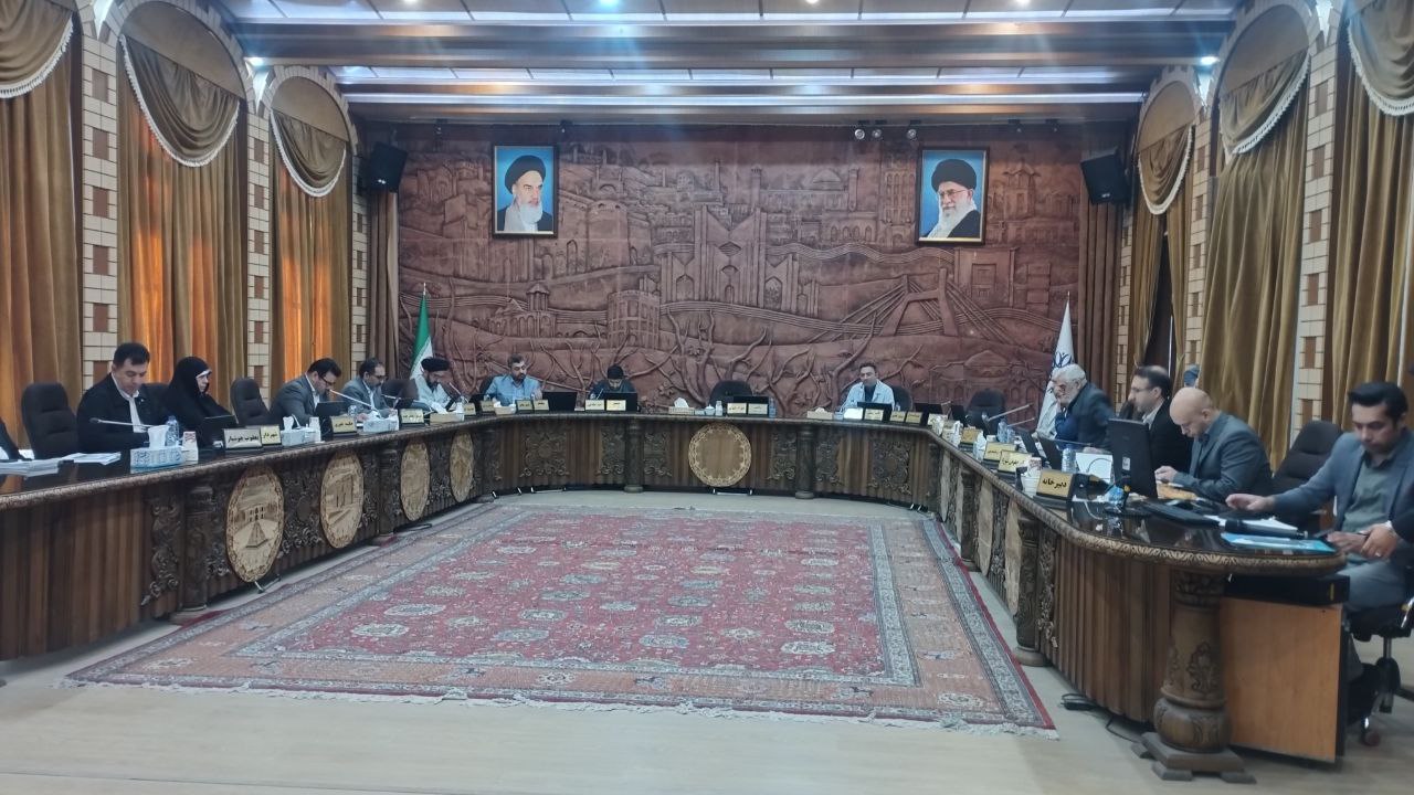 از بیمه کارگران تا یادداشت درمانی