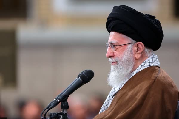 رکن جهش تولید کارگر است/ امنیت شغلی کارگران از وظایف مسئولان است