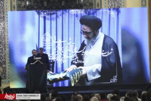 مراسم بزرگداشت شهدای خدمت در مصلای امام خمینی(ره) تبریز