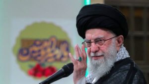 حرکت بزرگ ملت ایران درخشان و فراموش‌نشدنی است
