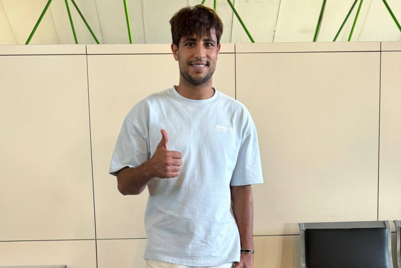 ستاره گلزن تیم ملی عراق به تراکتور پیوست