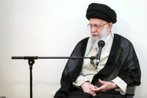 مرحله دوم انتخابات ریاست جمهوری خیلی مهم است/ اینکه تصور شود کسانی که در دور اول رای ندادند مخالف نظام هستند، برداشت کاملا اشتباهی است