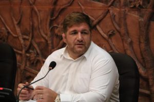 فرمانداری منتظر پاسخ شورا درباره غیبت بیش از حد قانونی هادی
