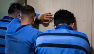 نزاع و درگیری ۲ شهروند اسب سوار در ائل گلی