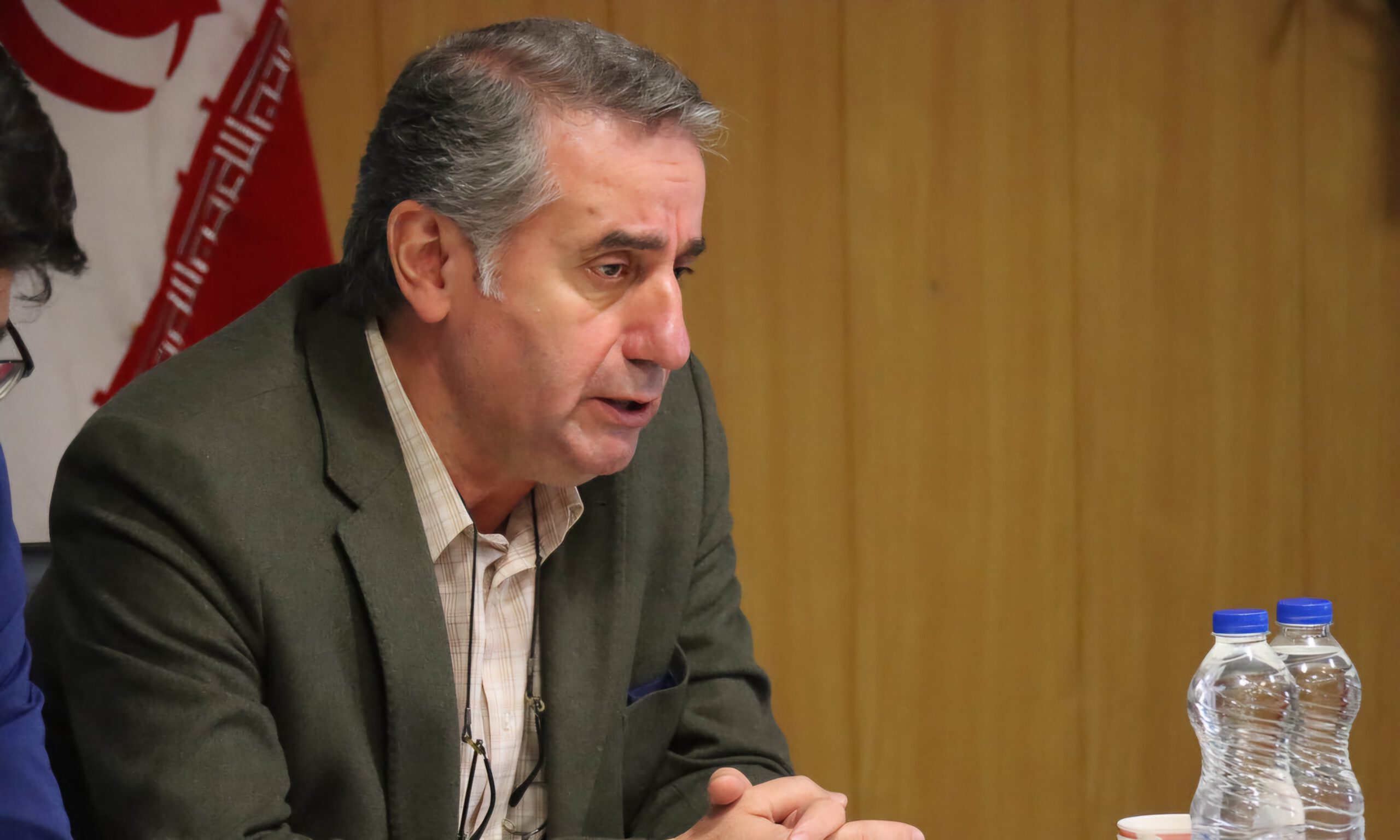 مجتمع پزشکان و دفترهای وکالتی موجب ترافیک شهری می شوند