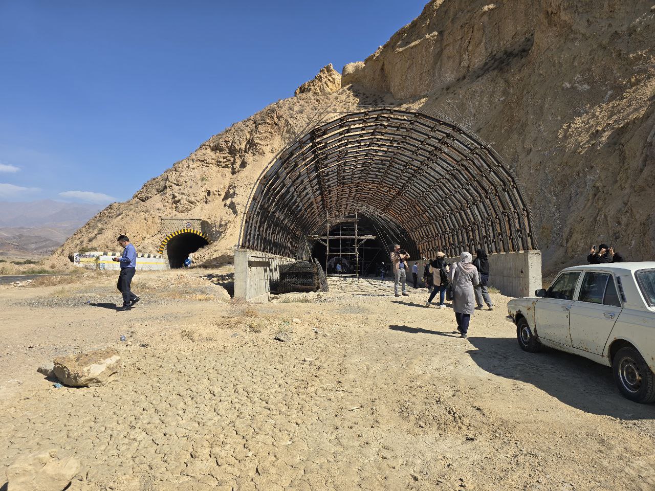 آخرین وضعیت جاده استراتژیک جلفا – کلاله / روایت پیمانکار از پیشرفت تونل ها