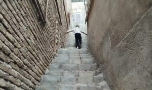 روایت «بیزیم محله» از ملازینال / بن‌بست وعده‌ها