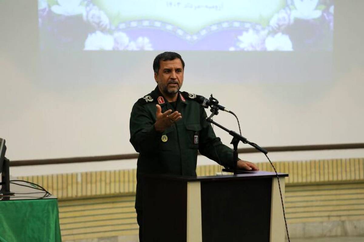 صف آرایی وحشیانه صهیونیسم علیه دانش آموزان غزه / تفکر بسیج بن بست ها را می شکند