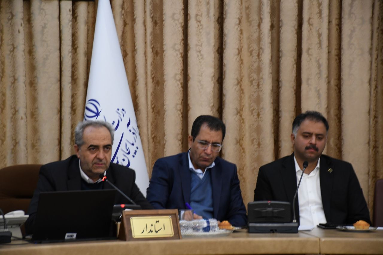 عشایر ذخایر انقلابند/ طرح‌های ویژه برای رفع مشکلات عشایری در دستور کار است»