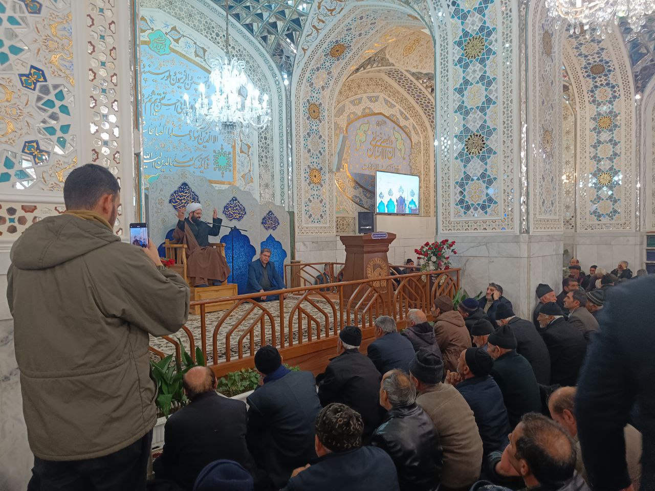 سفر 5000 مددجوی کمیته امداد به حرم رضوی”