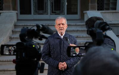 دغدغه اصلی ما تورم، کنترل قیمت‌ها و حل مشکل معیشت مردم است/ وحدت میان قوا و و پیروی از سیاست‌های رهبری تمام چالش‌های پیش رو را مدیریت می‌کند