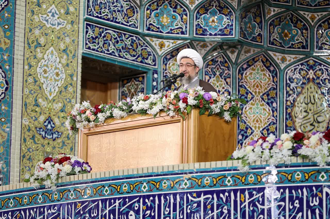 مردم به انقلاب علاقمندند؛ اگر کوتاهی است توسط برخی مسئولان است