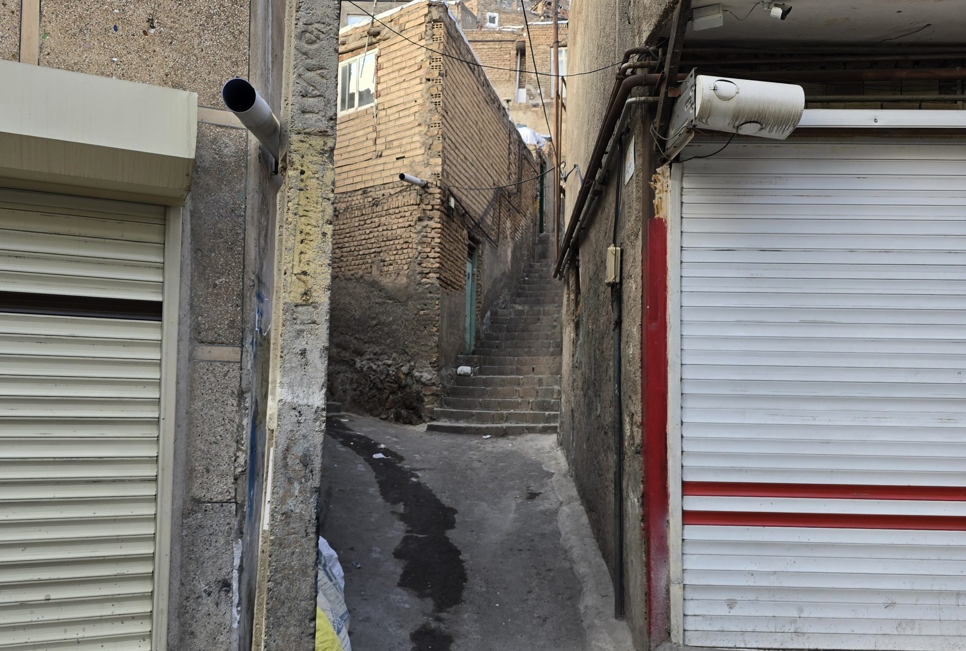 روایت «بیزیم محله» از سیلاب ملازینال / هول فاجعه در فردای حادثه!