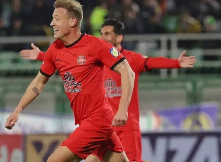 برد شیرین تراکتور برابر ذوب آهن سخت کوش / خرید جدید ناجی اسکوچیچ