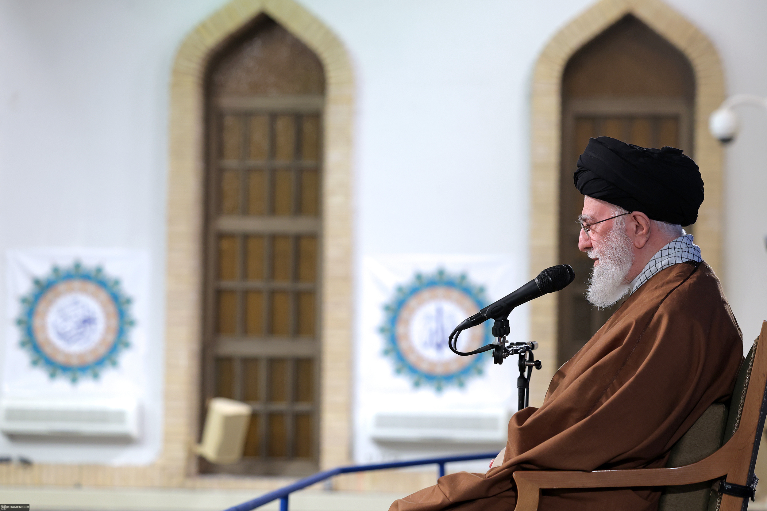 قدرت معنوی ملت ایران در حوادث ۱۴۰۳ آشکار شد/آمریکا هرگز با تهدید به جایی نخواهد رسید