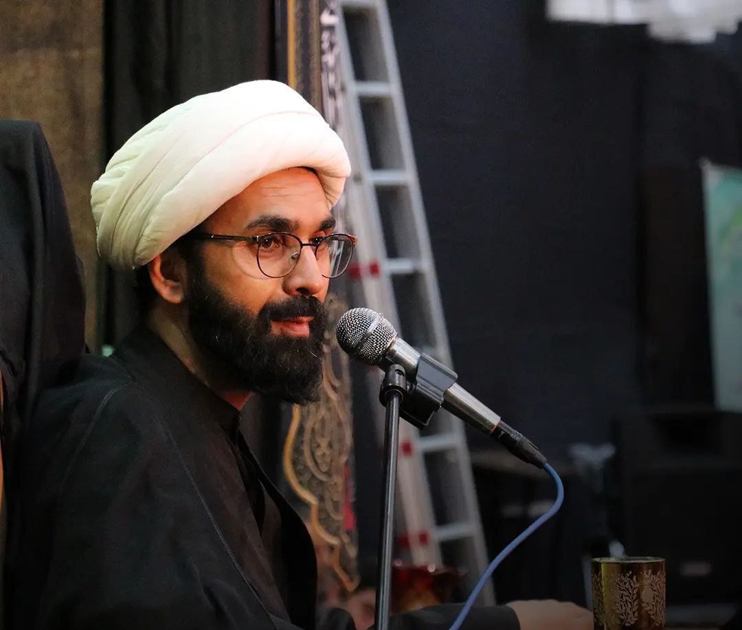 گام مهم امام صادق در مبارزه با انحرافات / غربت امام یعنی او را فقط در حد حاجت بدانیم