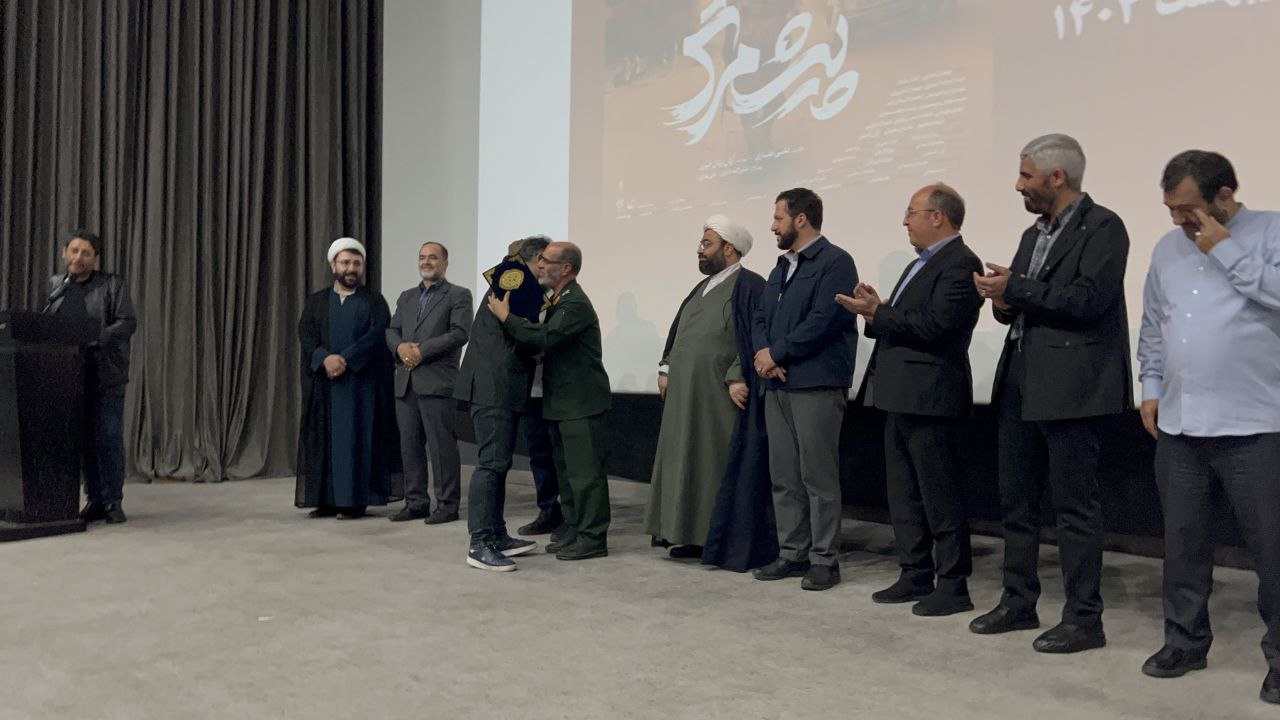 فرمانده سپاه عاشورا: باید از تولیدات ارزشی حمایت شود