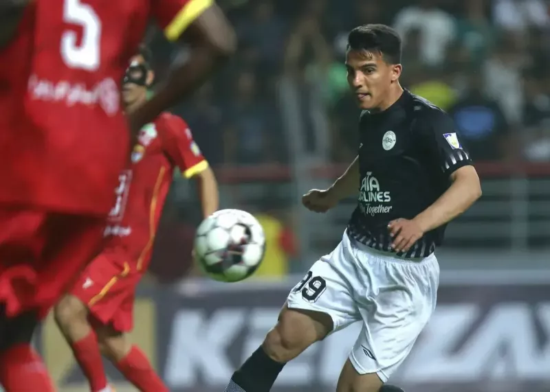 تراکتور نزدیک‌تر از همیشه به قهرمانی/ پیروزی دلچسب در اهواز