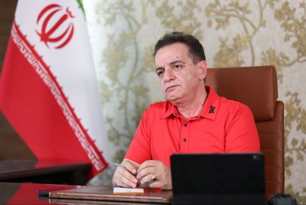 تراکتور به تک تک مردم عزیز ایران تعلق دارد / غرور کاذب یا سستی قابل قبول نیست