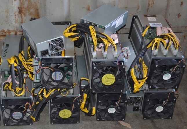 ۳۰ دستگاه ماینر قاچاق در تبریز توقیف شد