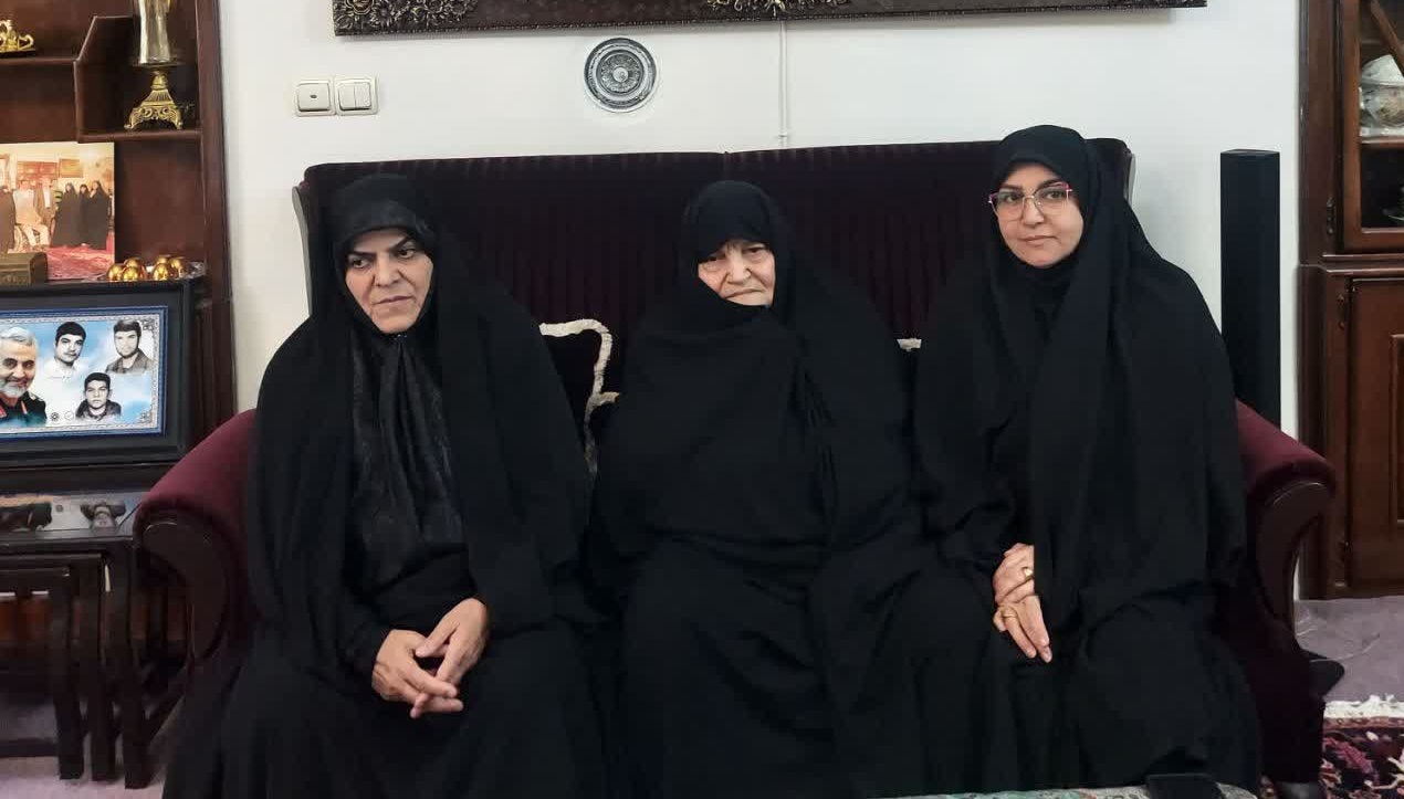 من اُلدوم حق فداسی؛ سن ده شهید آناسی