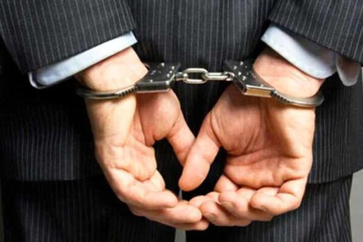 دندانپزشک قلابی در میانه دستگیر شد
