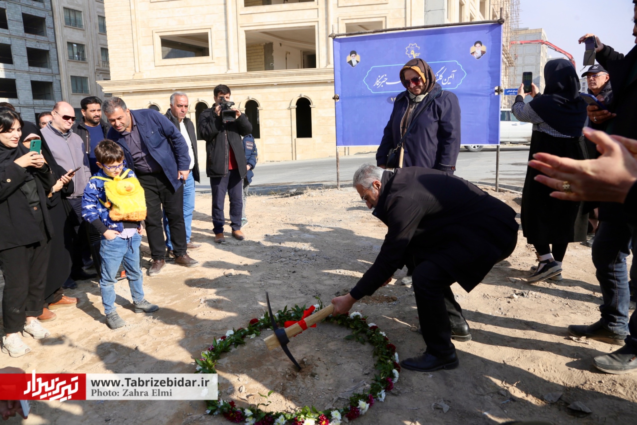 کلنگ‌زنی پارک خبرنگار در خاوران؛ هفت پروژه عمرانی منطقه ۹ زیر ذره‌بین رسانه‌ها