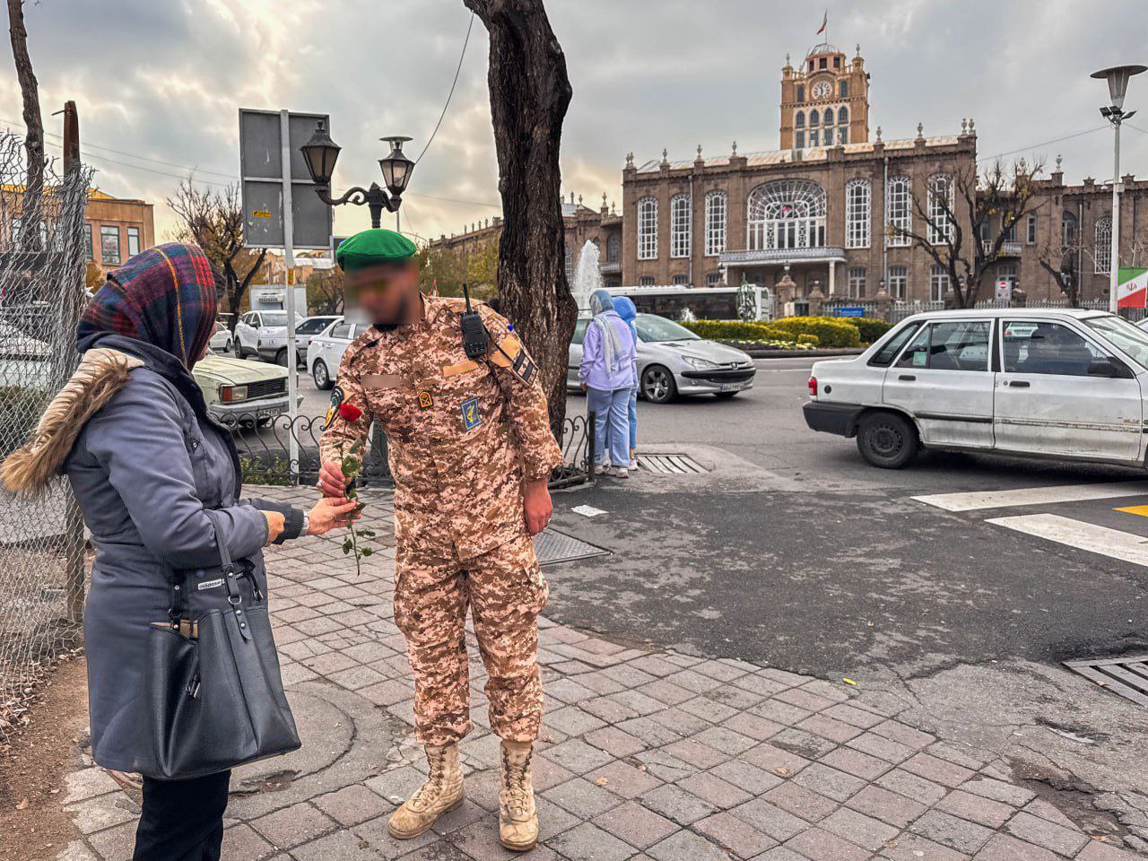 رزهای مهر؛ هدیه فاتحین به مادران