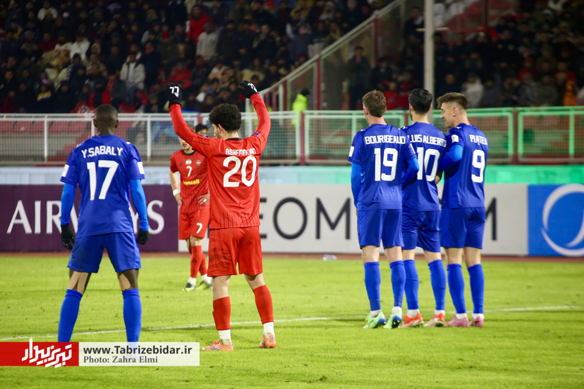 تراکتور ۲ الدحیل ۱ / نمایش تهاجمی و تماشایی و صعود