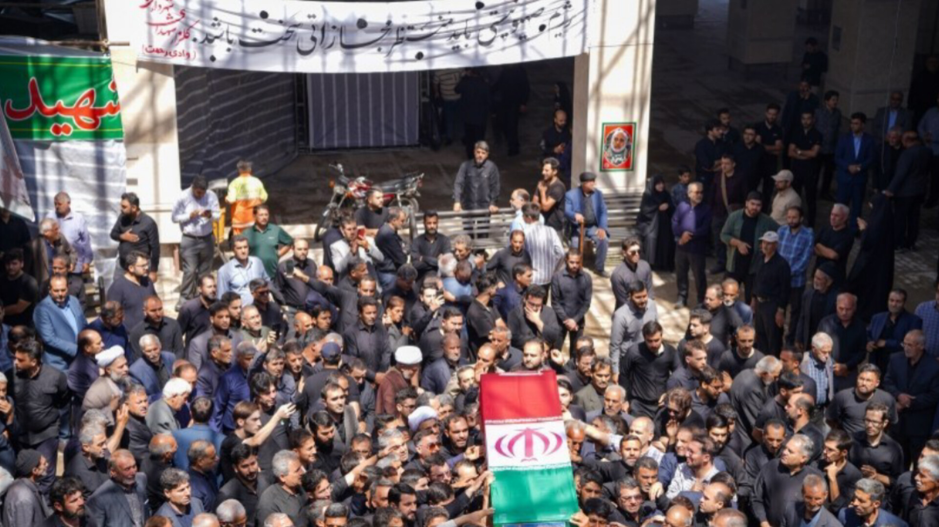 غربت تفحص و صلابت تشییع؛ پرواز به آغوش حسین