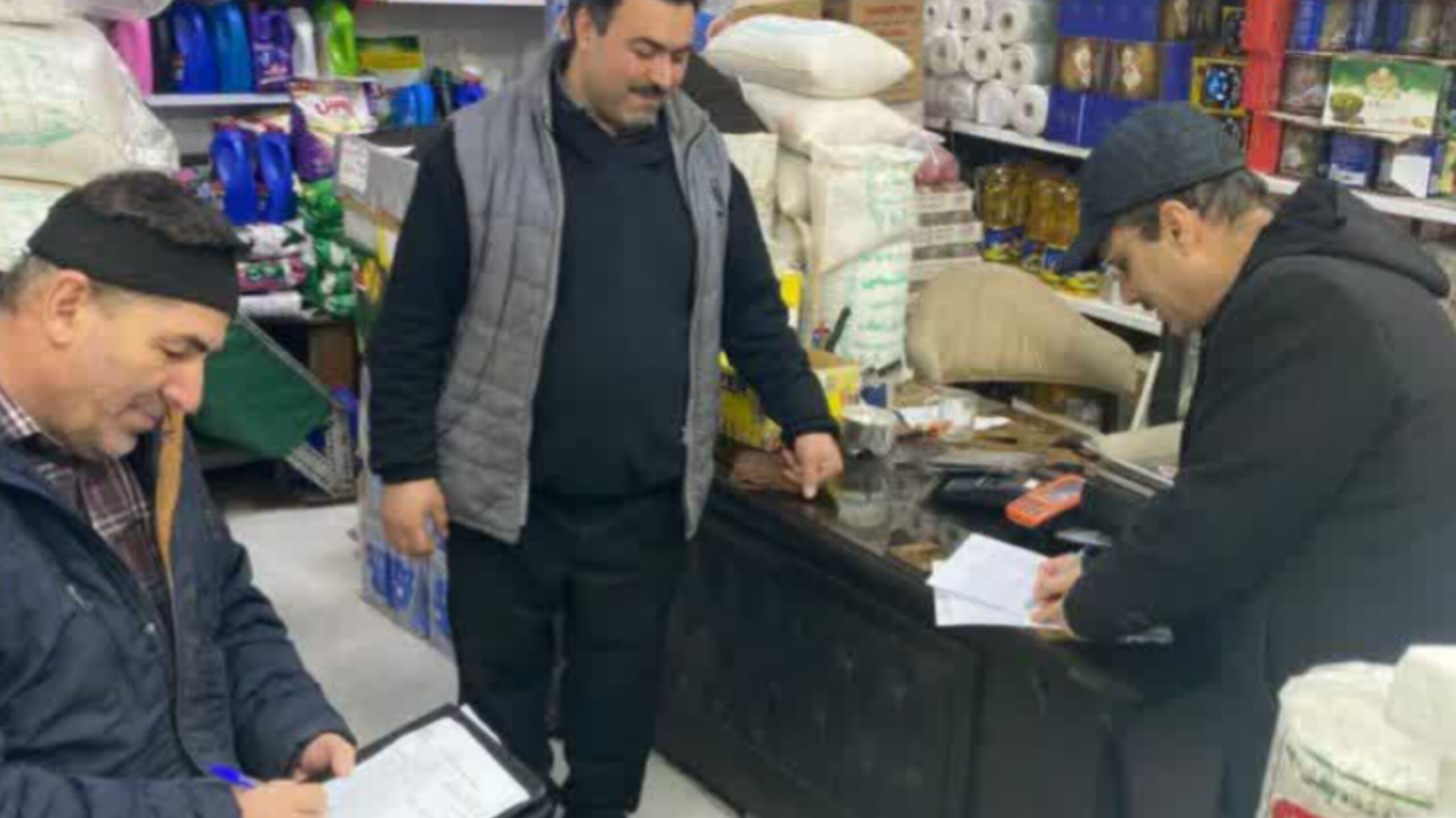 گشت نظارتی برای کنترل بازار مرغ، گوشت و برنج