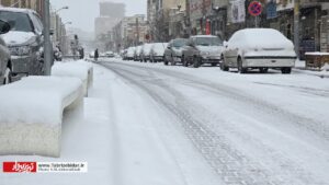 توصیه‌های پلیس راهور آذربایجان شرقی برای رانندگی ایمن در شرایط بارانی و برفی