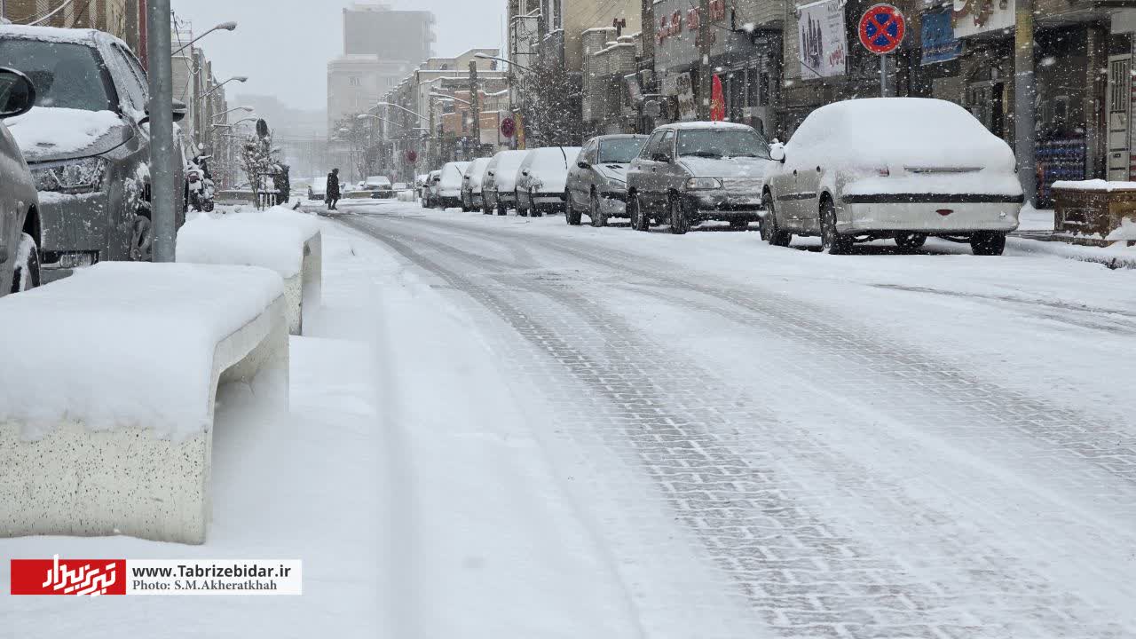 توصیه‌های پلیس راهور آذربایجان شرقی برای رانندگی ایمن در شرایط بارانی و برفی